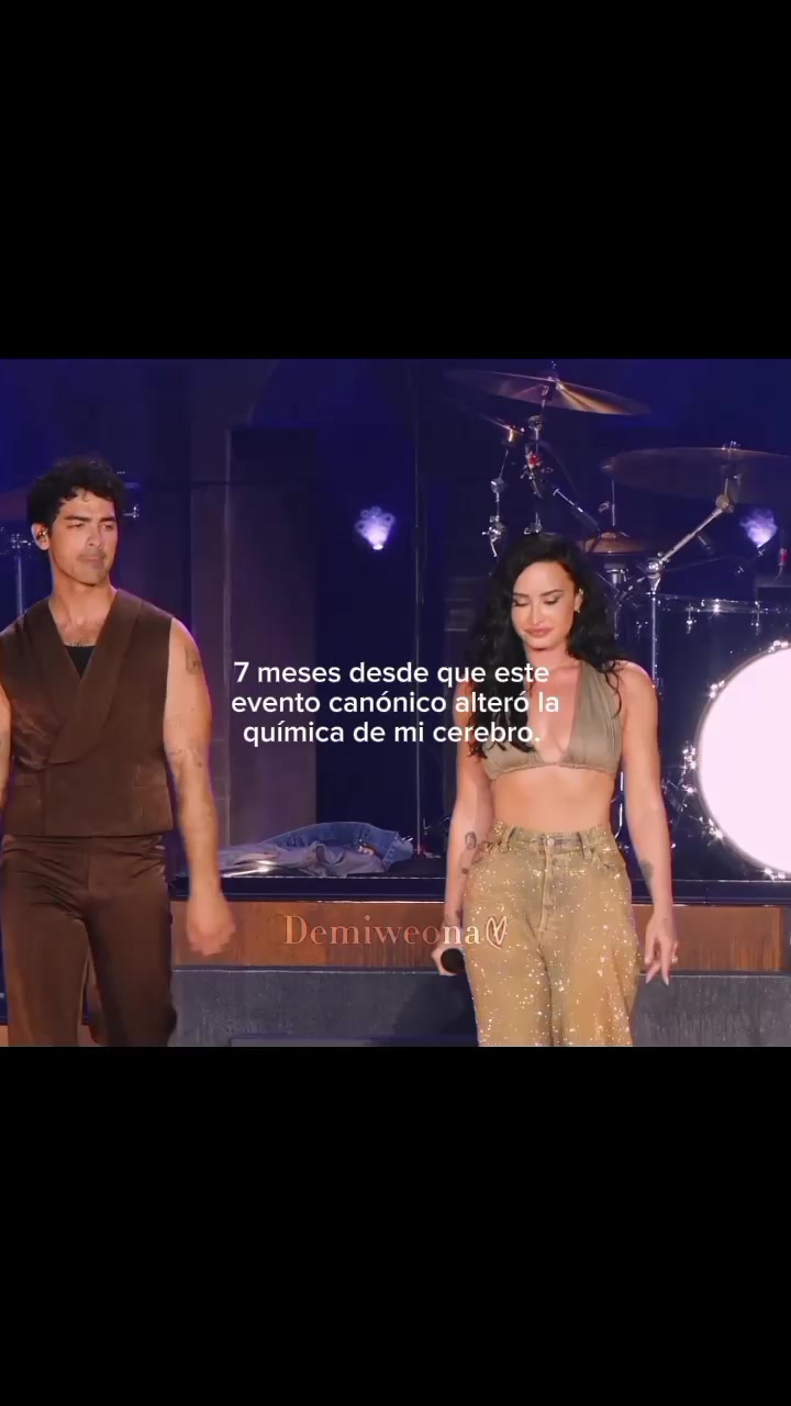 @demiweona