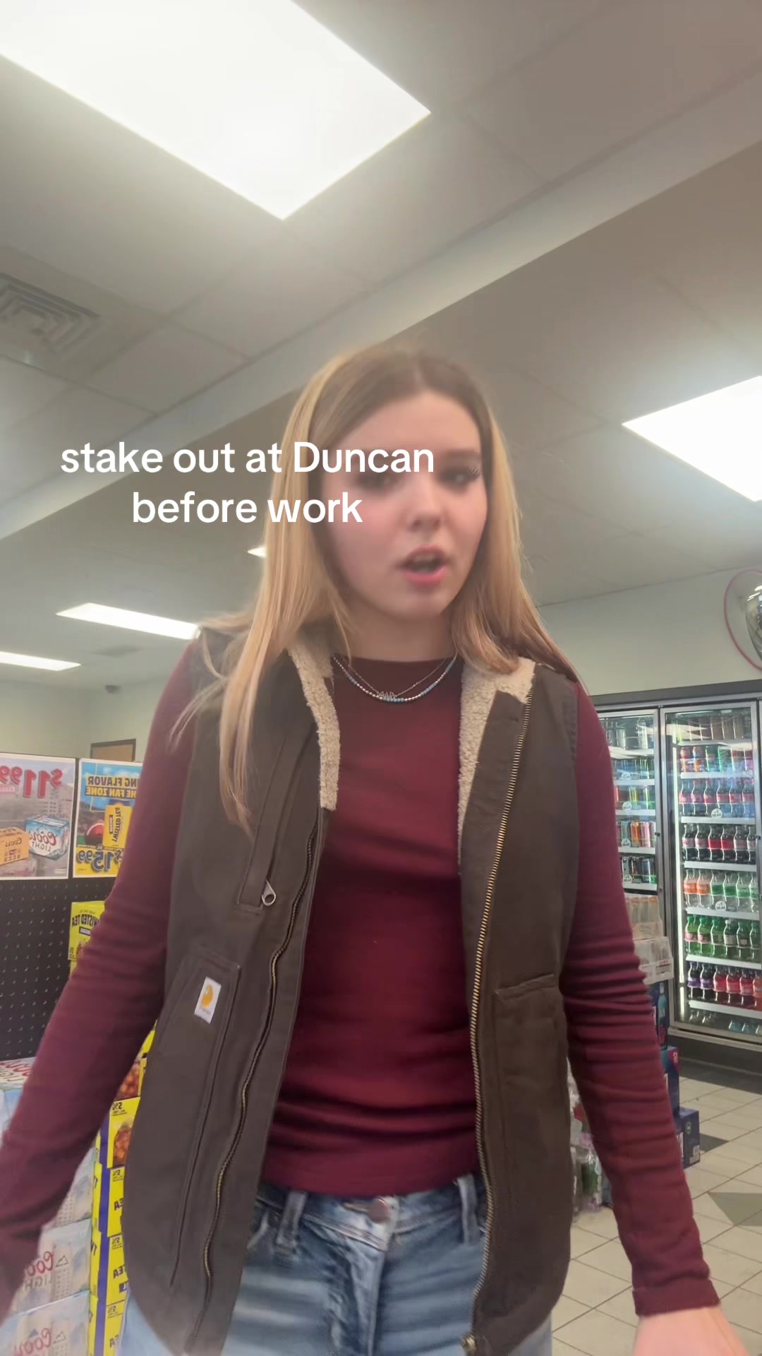 @🦦
