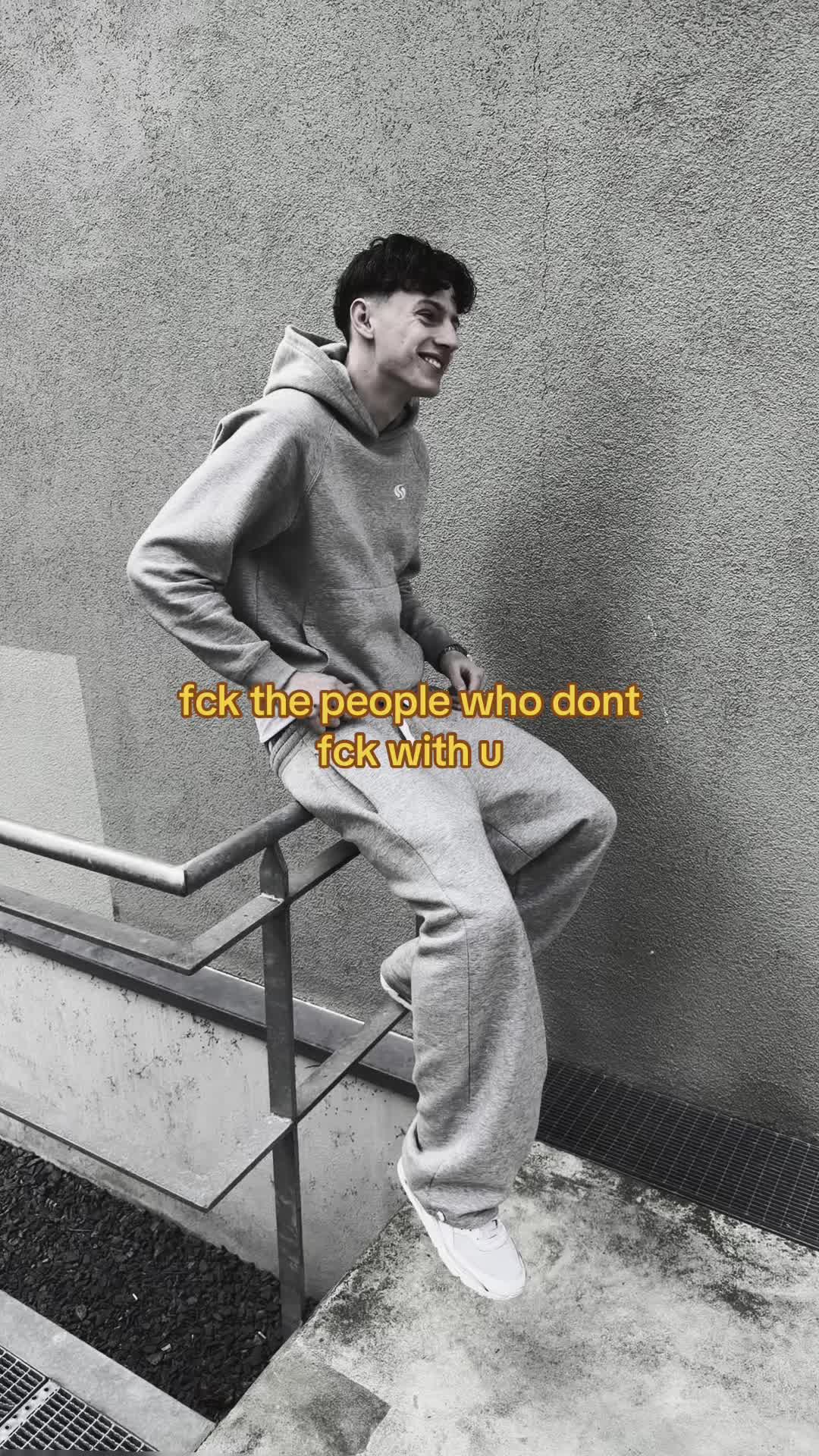@Hannes📲