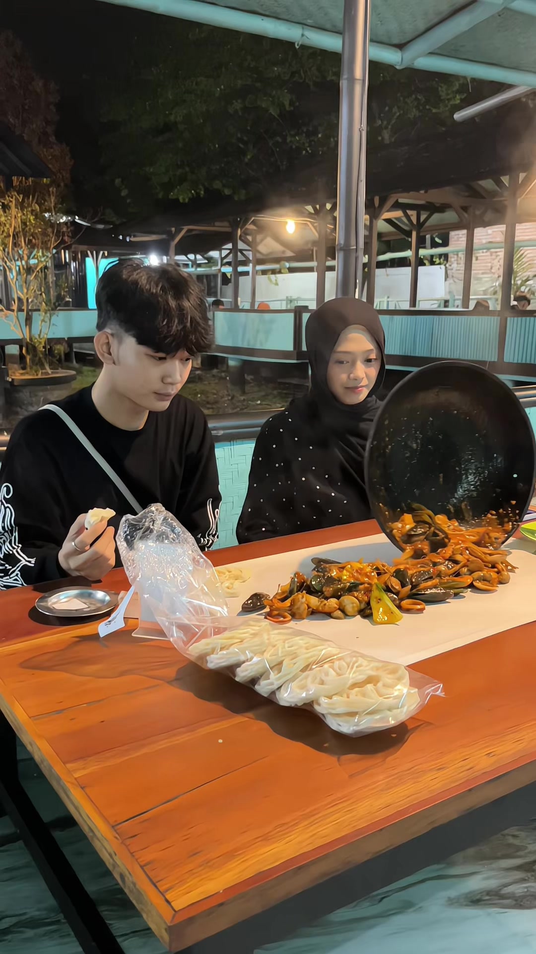 @seafood tumpah samudera