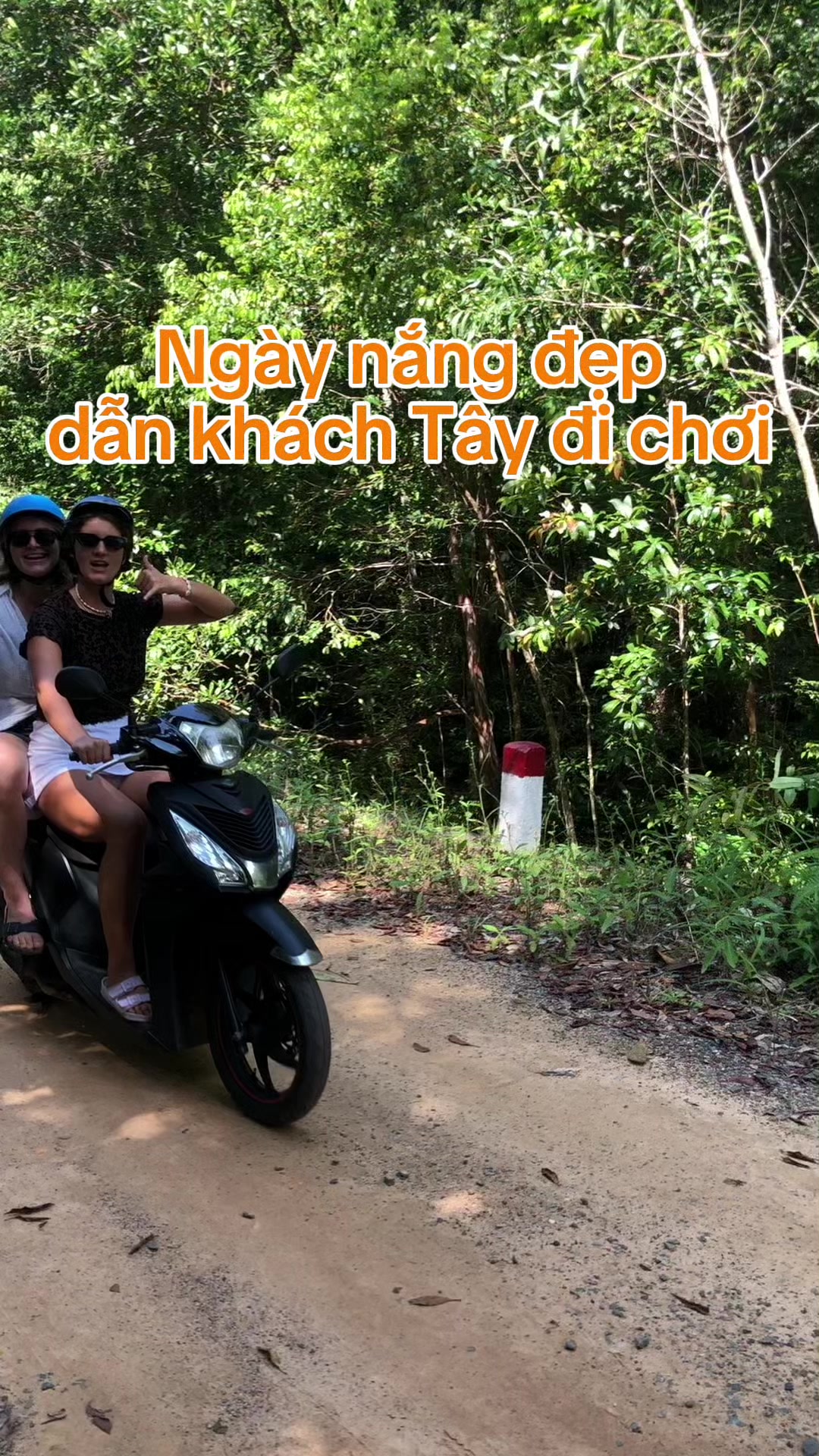 @Dương L&agrave;m Du Lịch