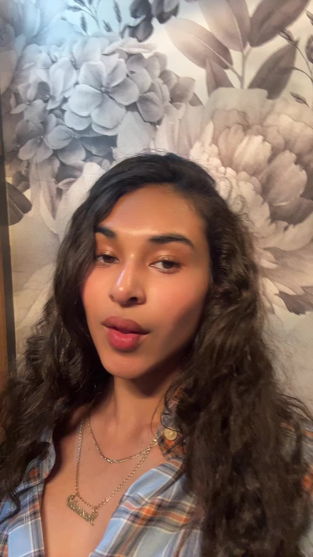 @Jasmin🌟