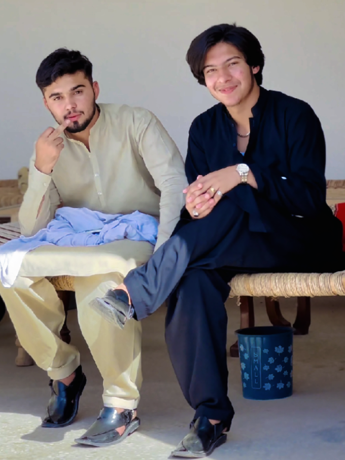 @𝙏𝙖𝙡ح𝙖 𝙉𝙄𝘼𝙕𝙄 🇵🇰🦅