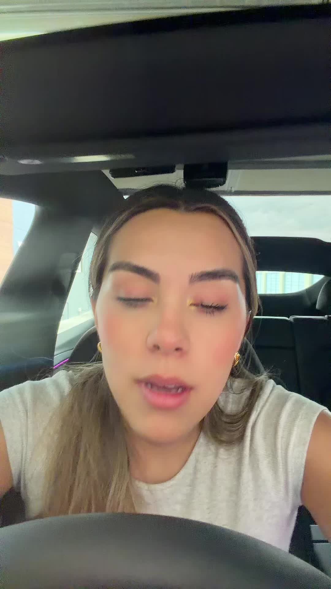 @Ana Karen