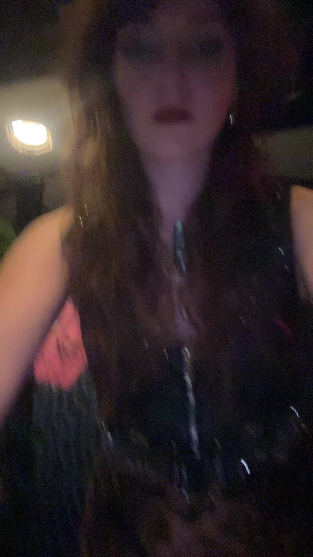 @whichoneisneil