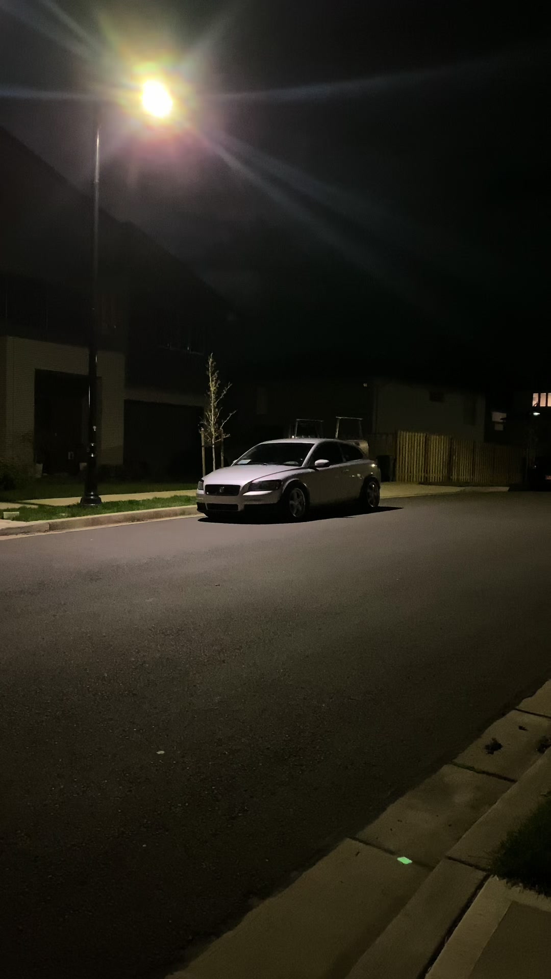 @︎