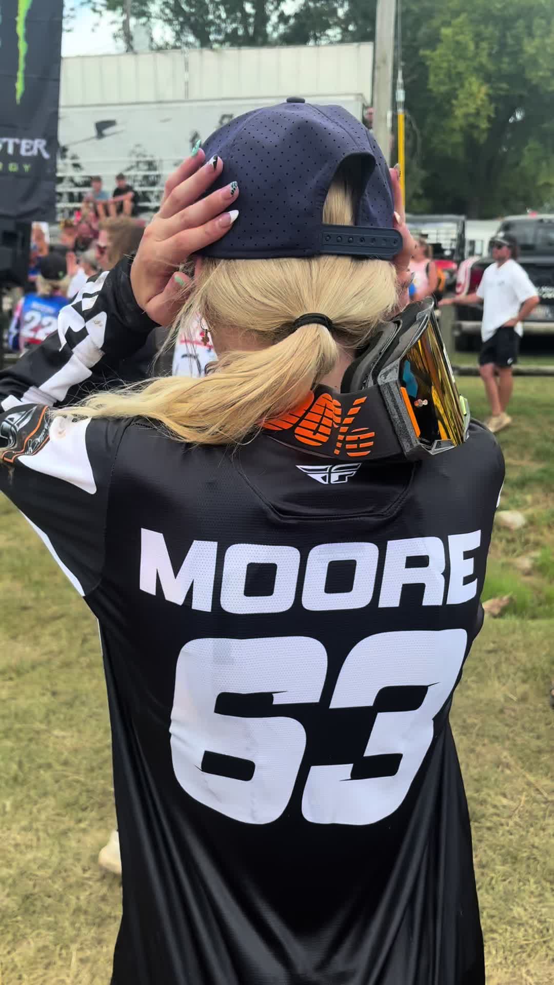 @zoe63moore