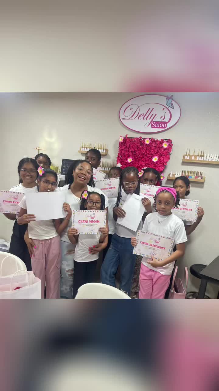 @delly_salon