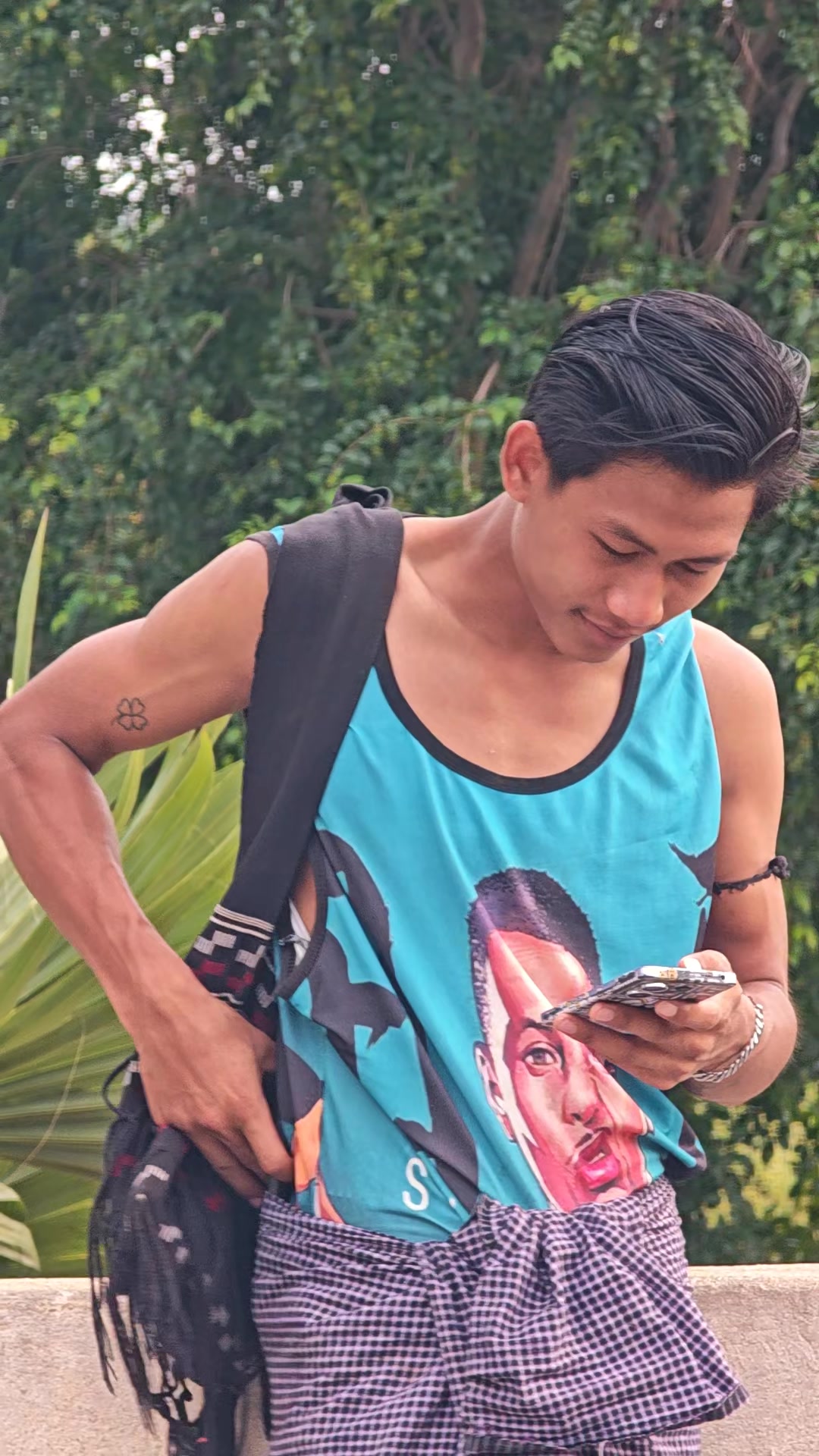 @Mg Shine Thiha