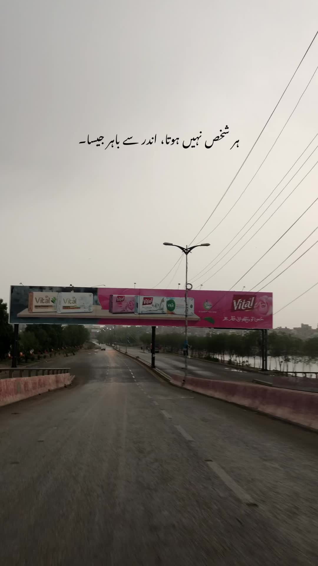 @𝘔𝘰𝘪𝘻.