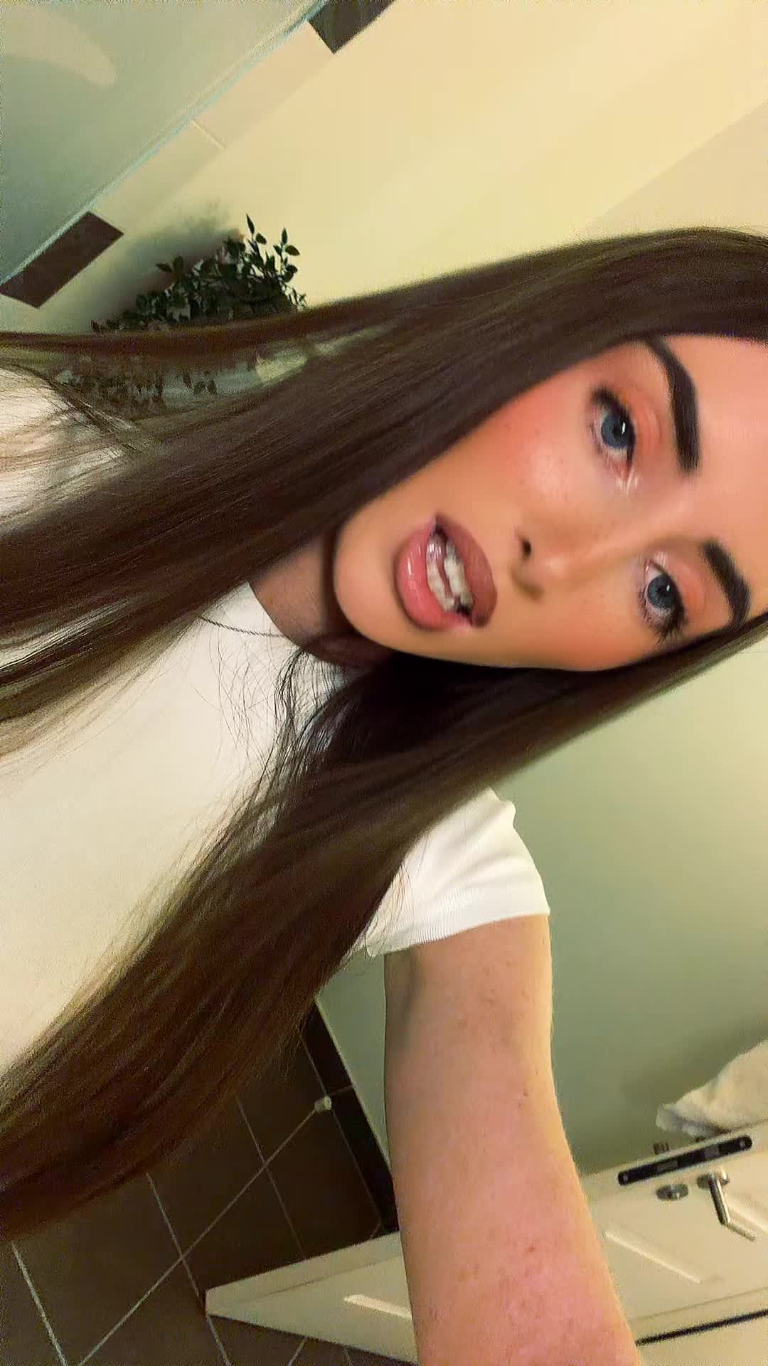 @Evaaa🩰🎀