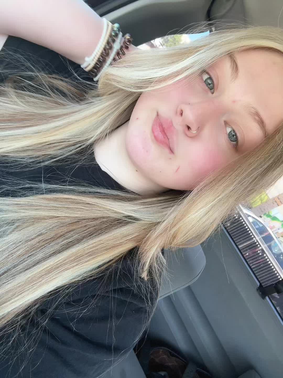 @𝔪𝔞𝔡𝔦𝔰𝔬𝔫 🖤