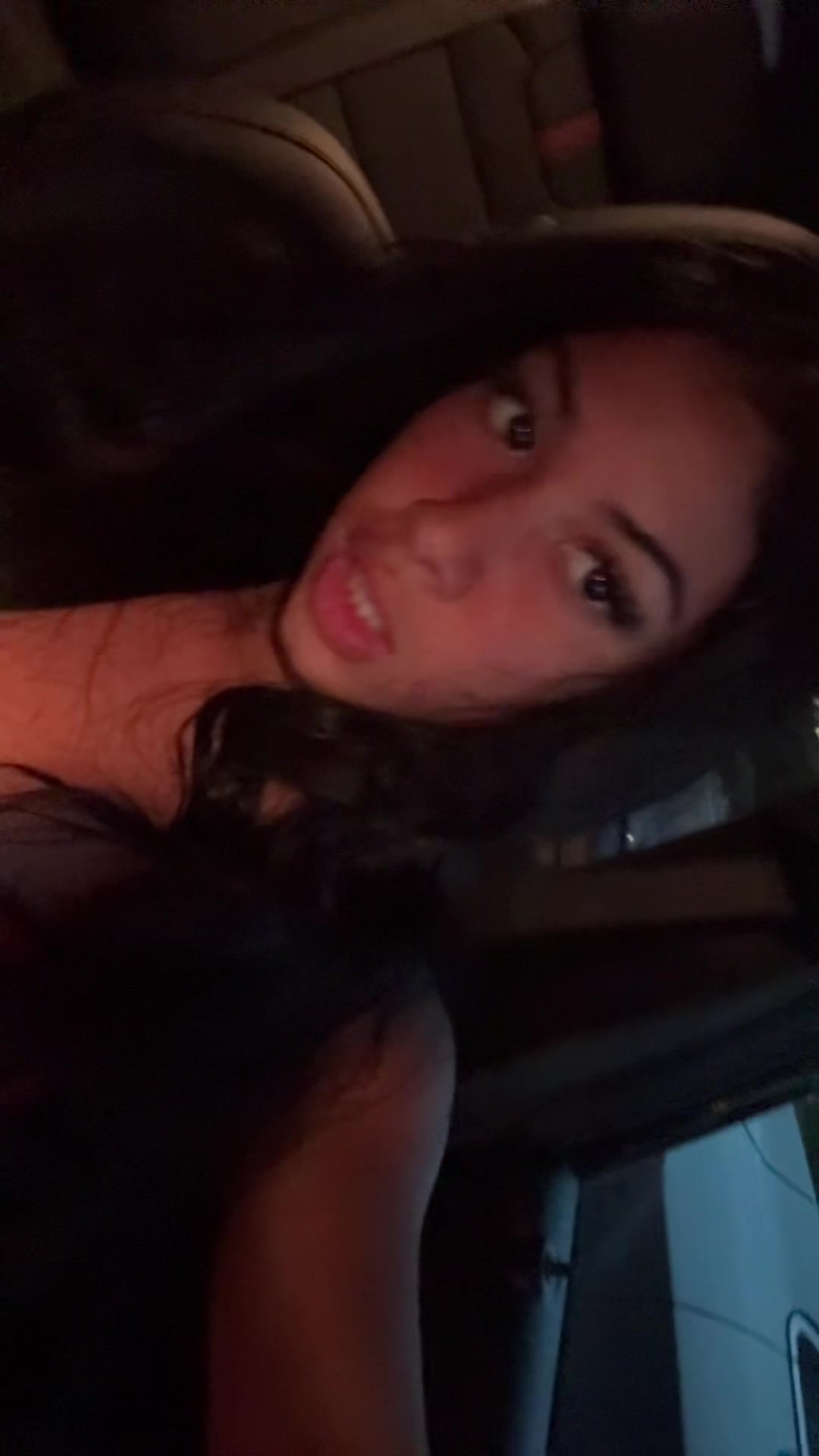 @RiyaSoFiya💋