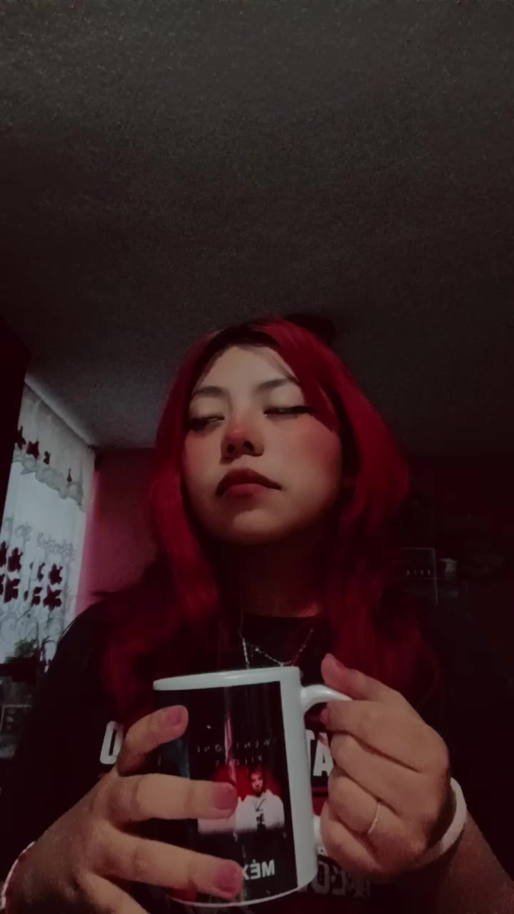 @Daniela_sempaii