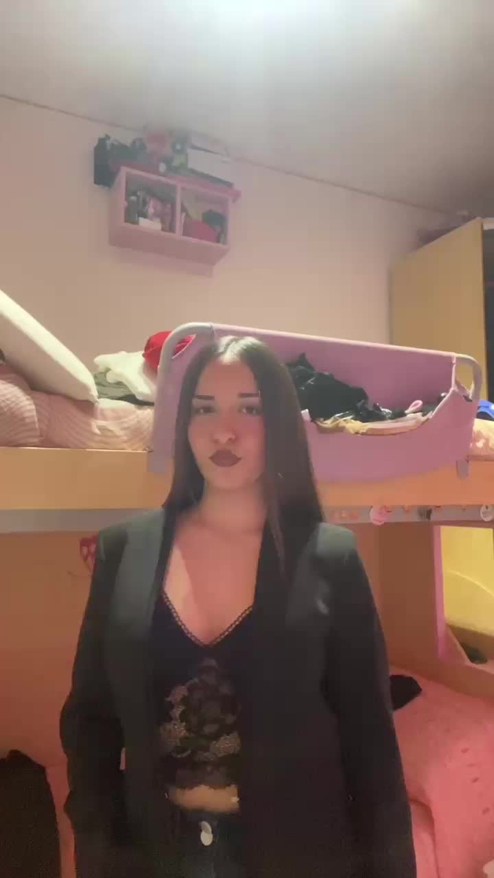@noemi
