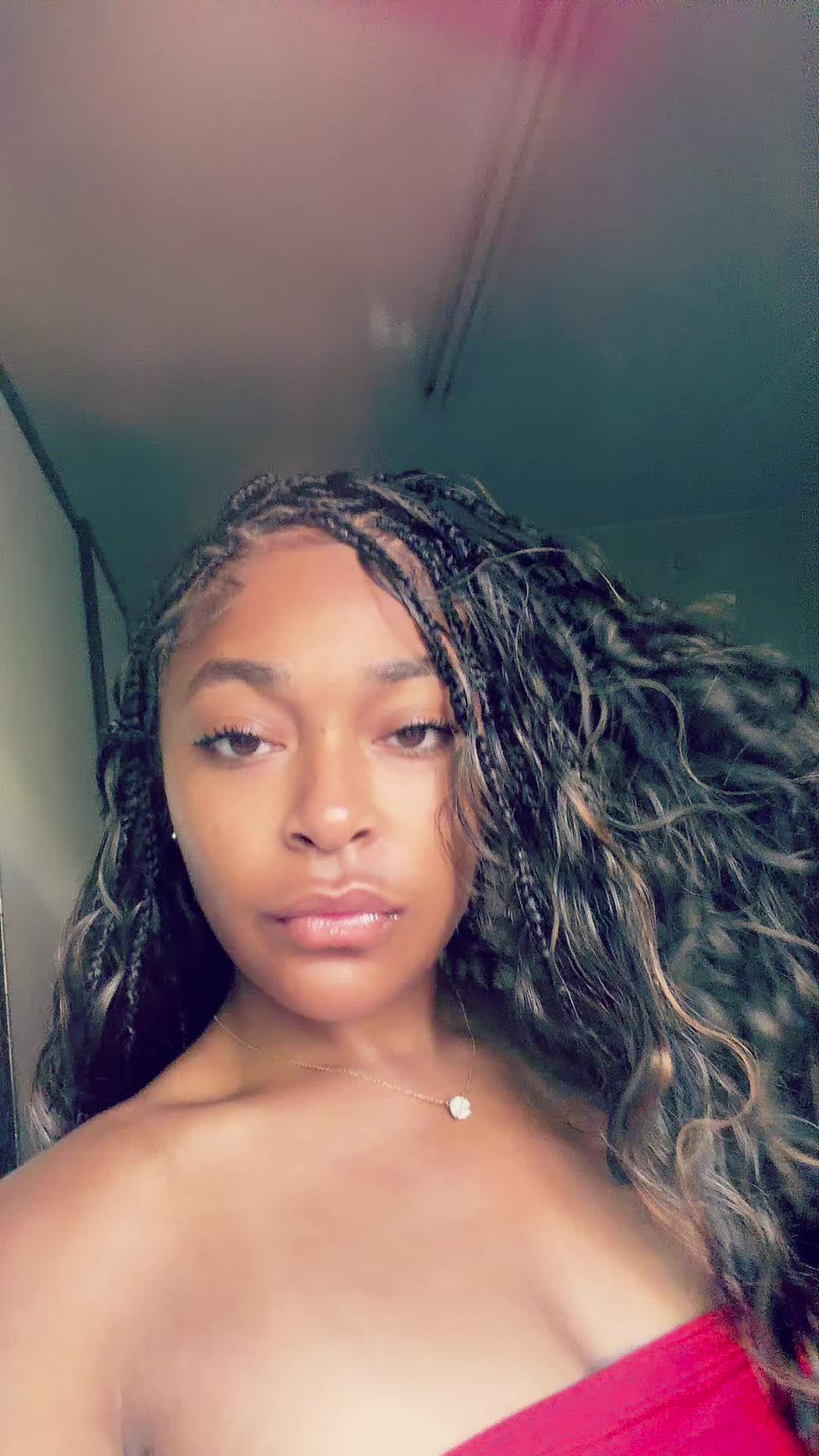 @supercoolqueen16