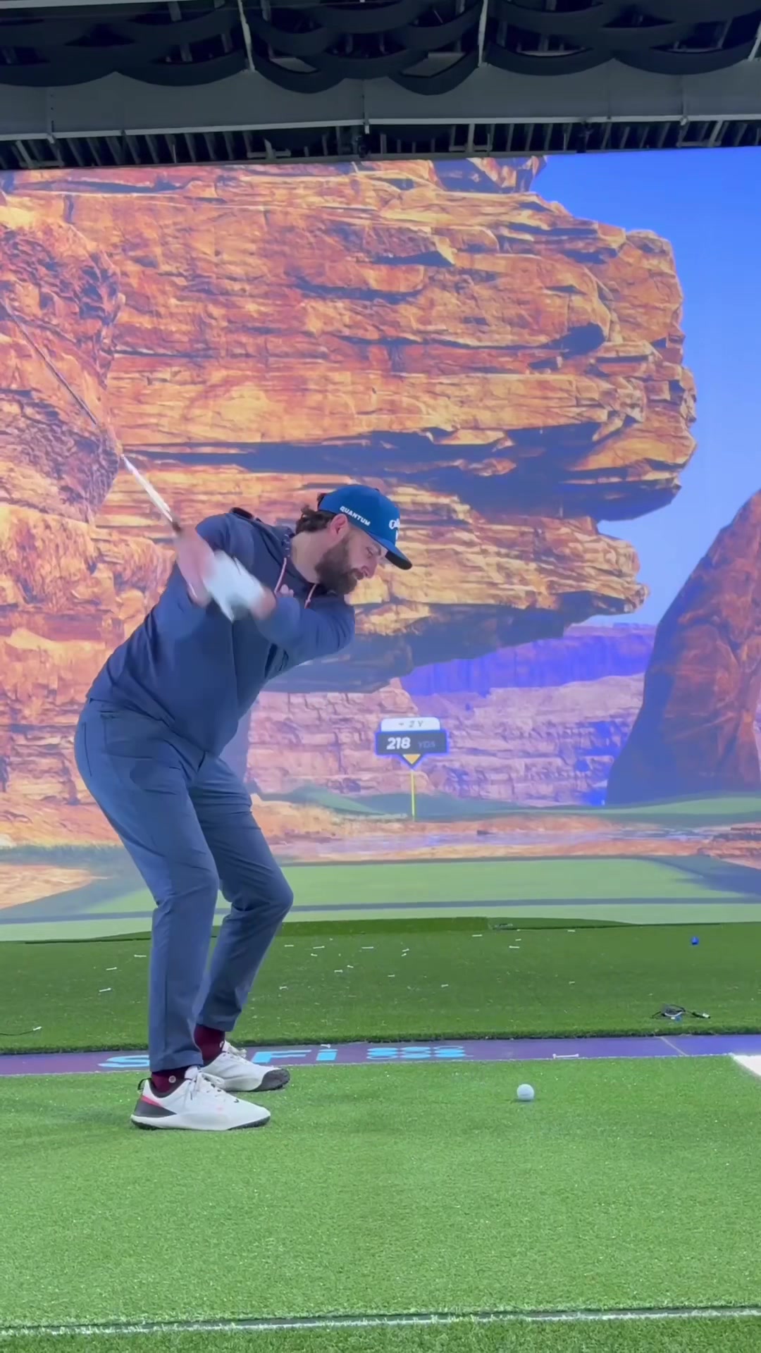 @Holein1trickshots