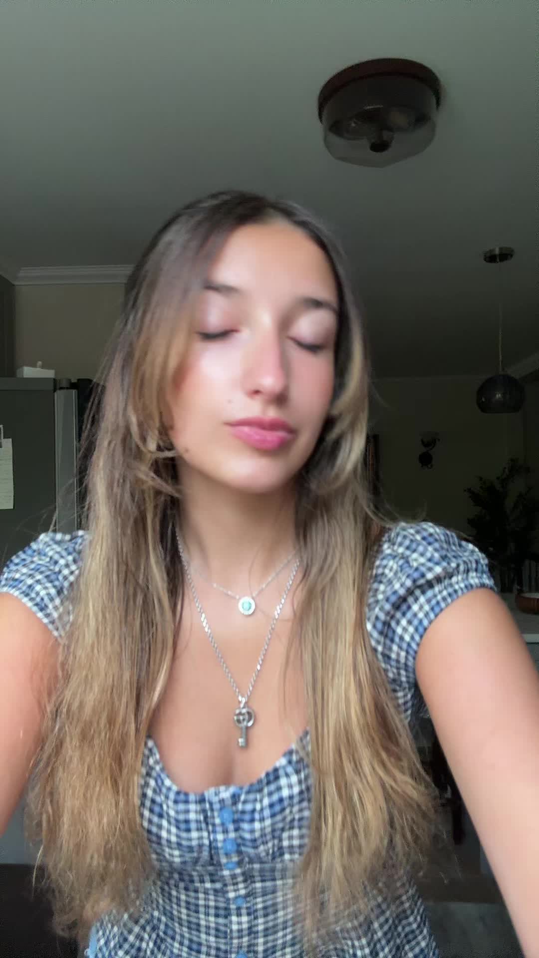 @aphroditi🇦🇱