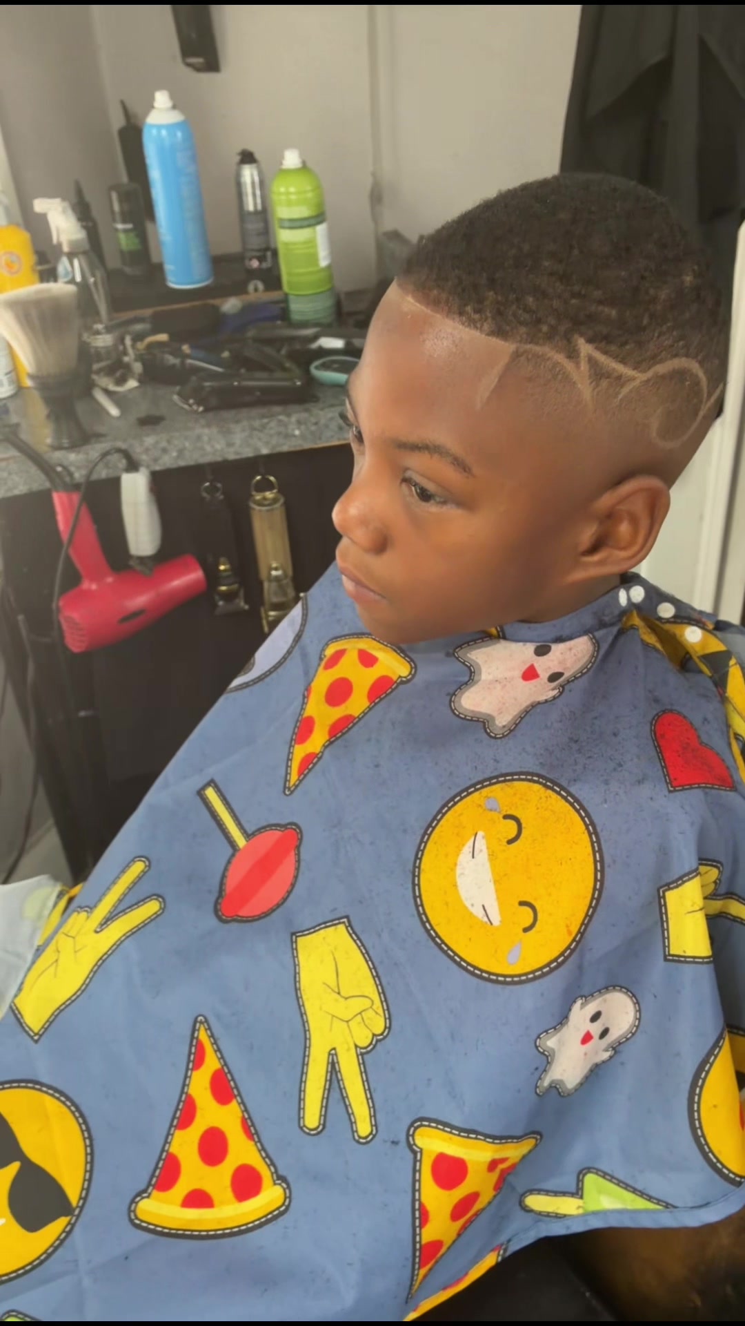 @Eric E-Cutz Smith