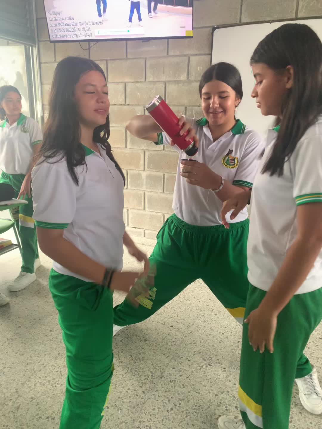 @8-A MARCO 🏫📚📝