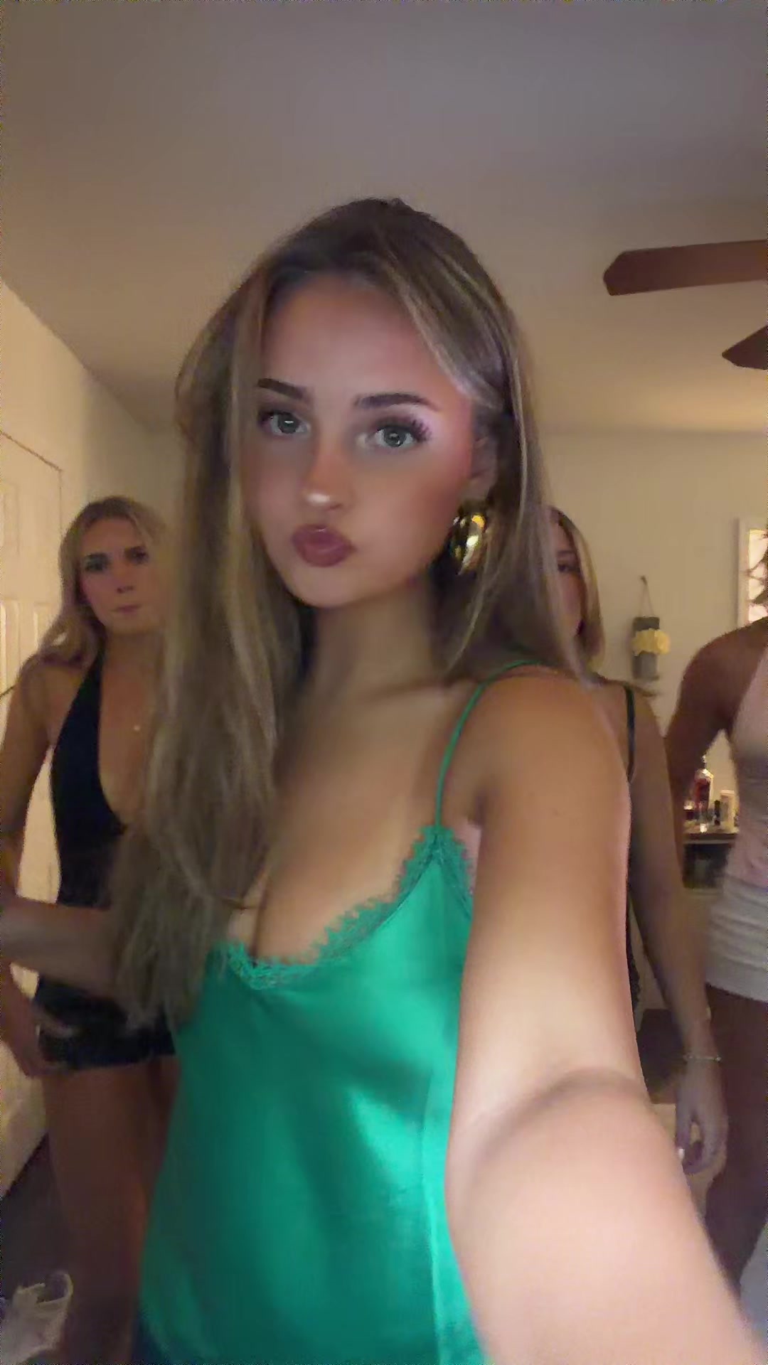 @cayla