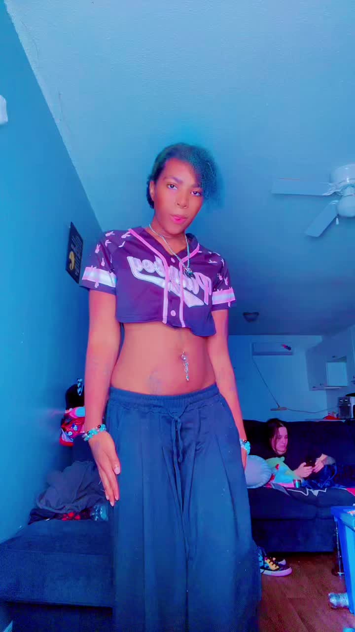 @laika.novarin