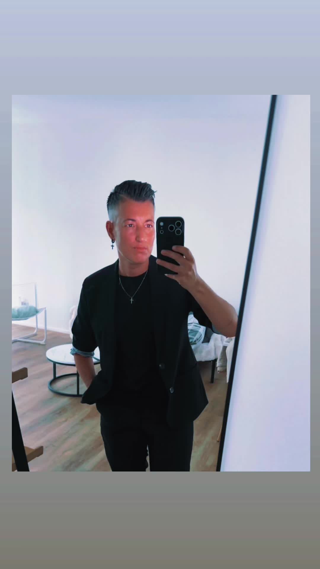 @Sᴀɴᴅʀᴀ Sᴄ 🤍