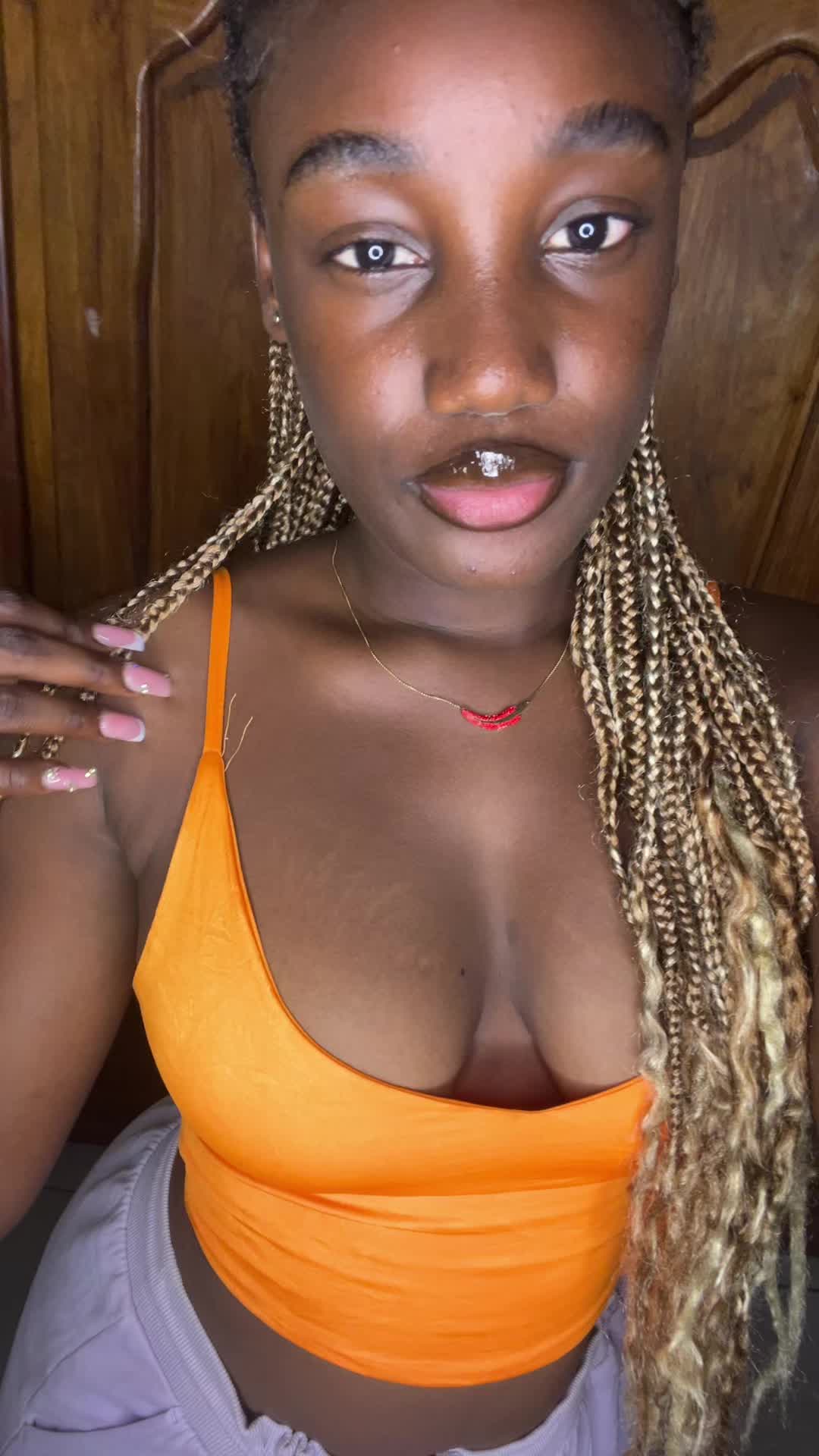 @Hãwã