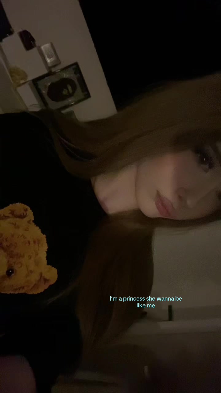 @user37937216300