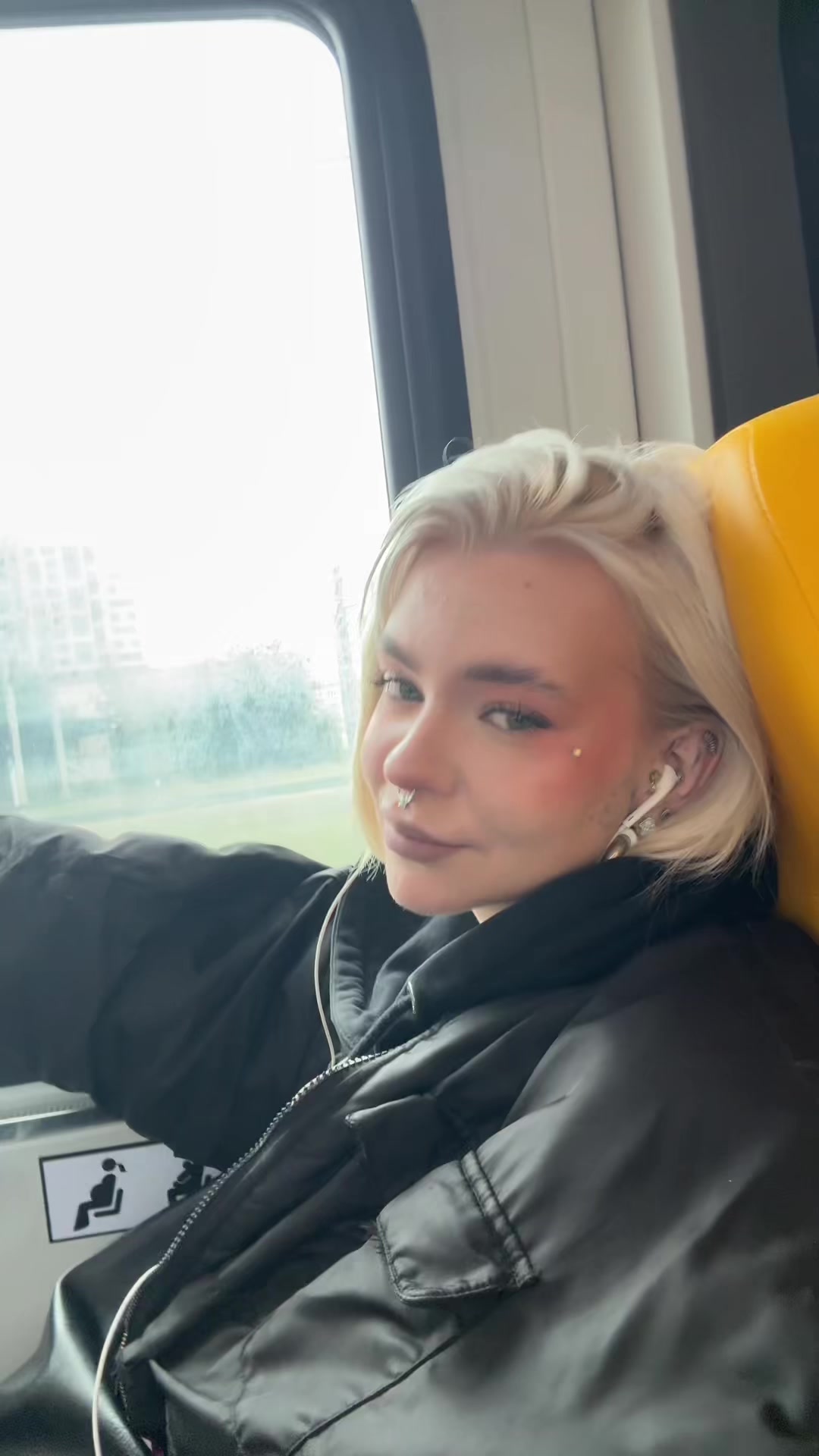 @Полина
