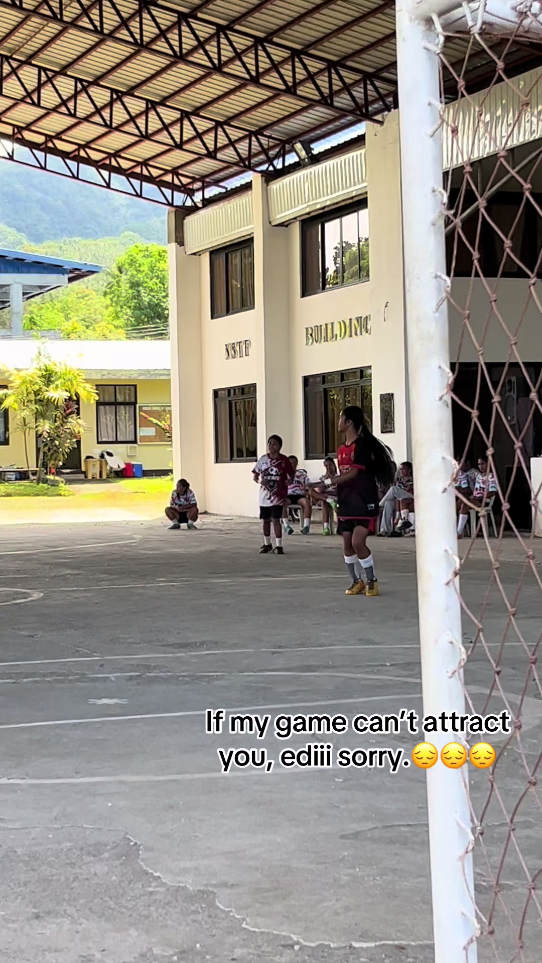 @Ly