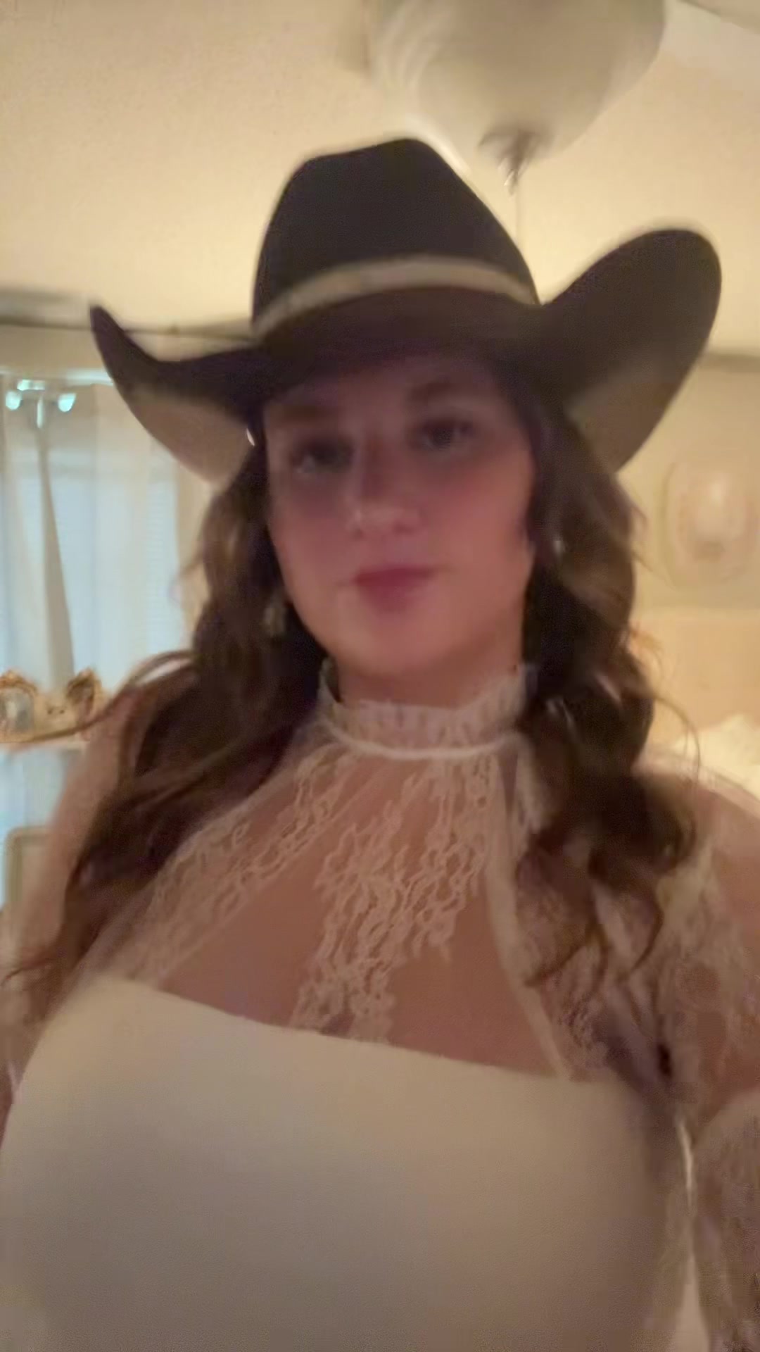 @lotsofleah