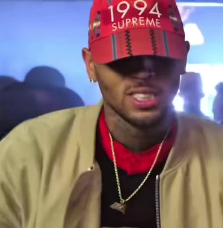 @Cbreezy_fanpage