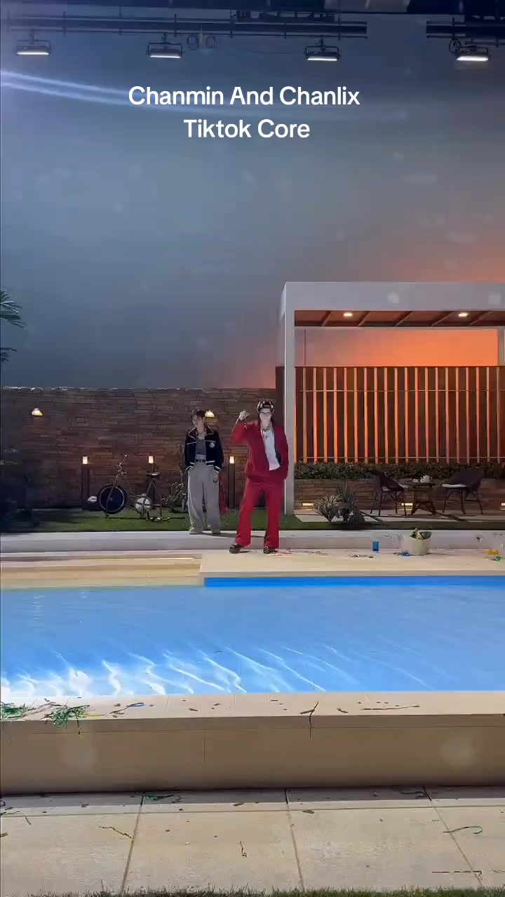@AroStayXbl