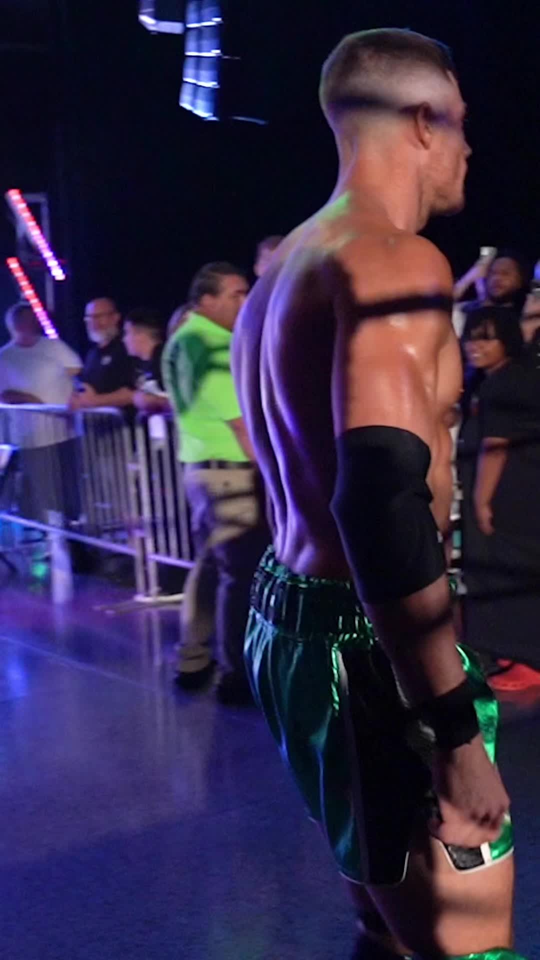 @GraysonWallerWWE