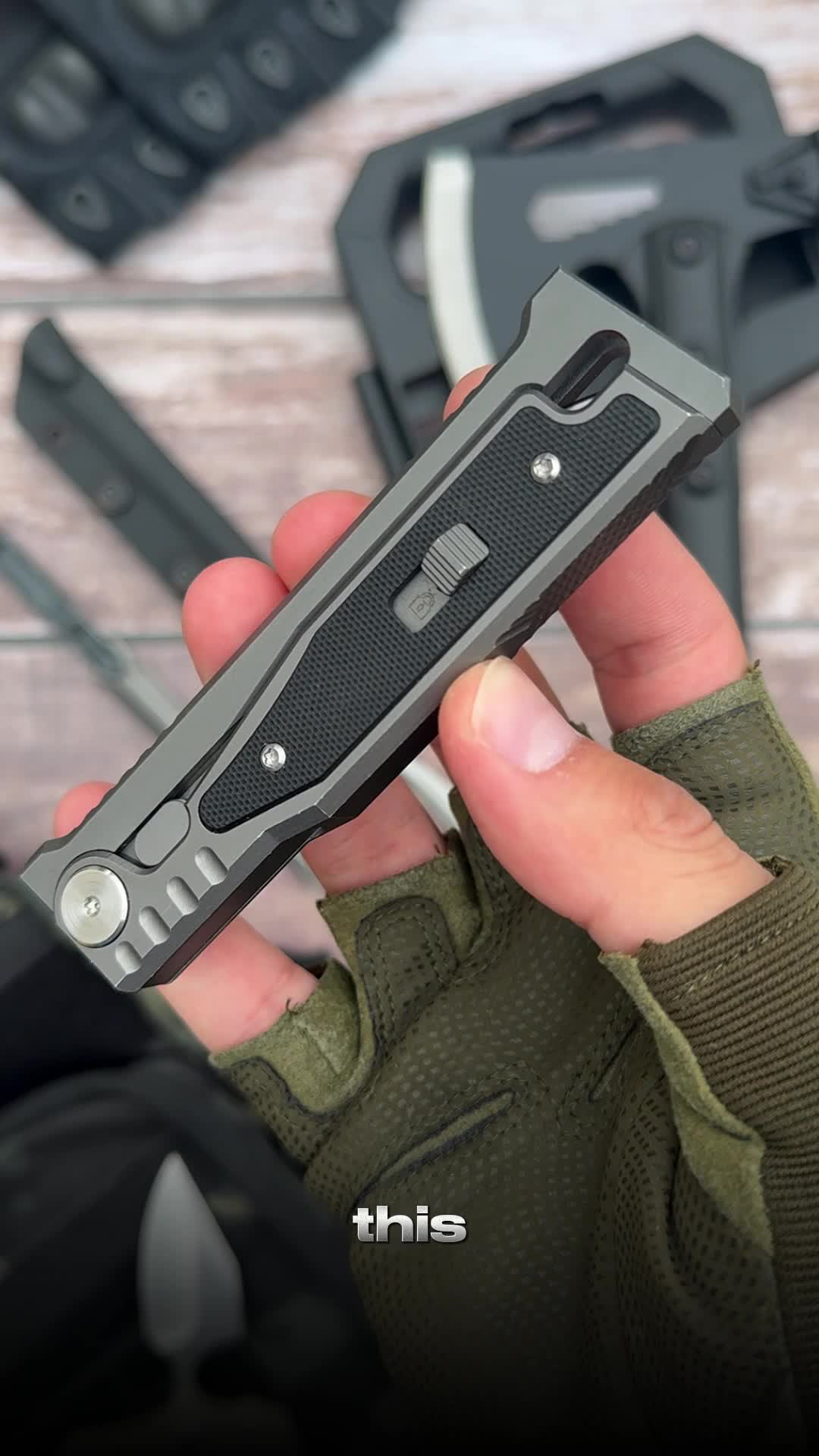 @survival.knives