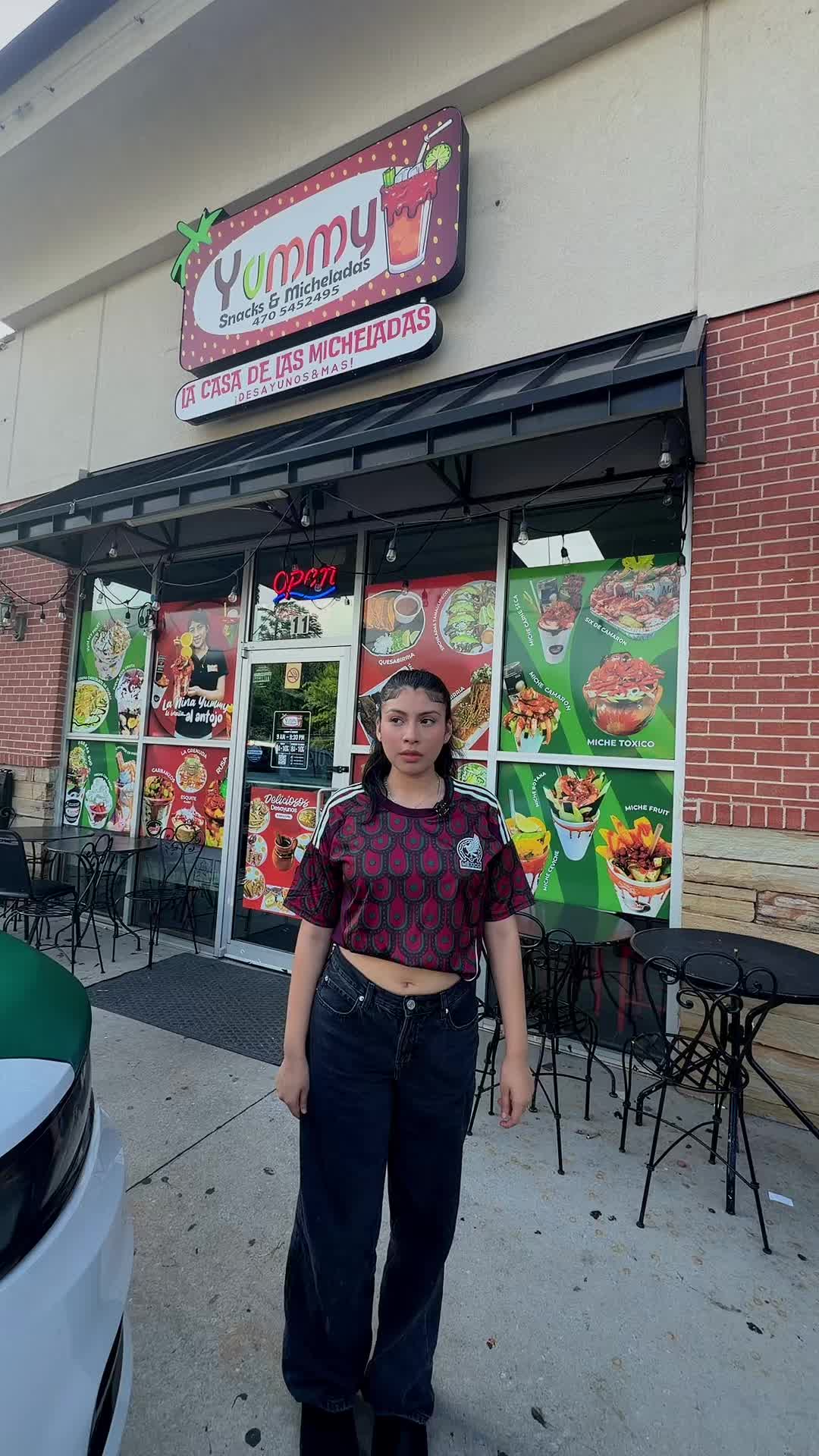 @Yummy snacks y micheladas