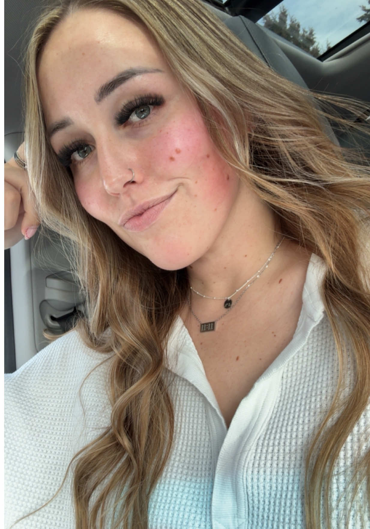 @keelyreads 🧿