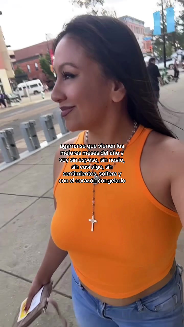@Selena🖤