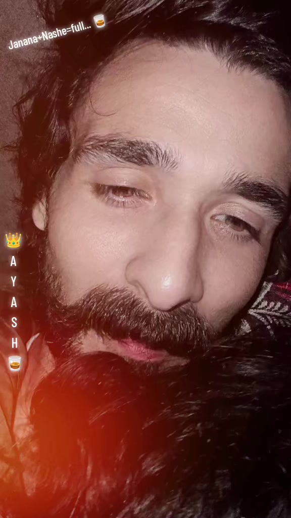 @꧁🥀༒ AyasH Khumar 713 ༒🥀꧂