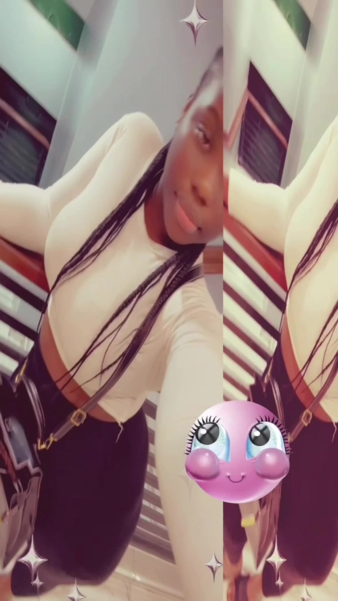 @APOUTSHOU🤍