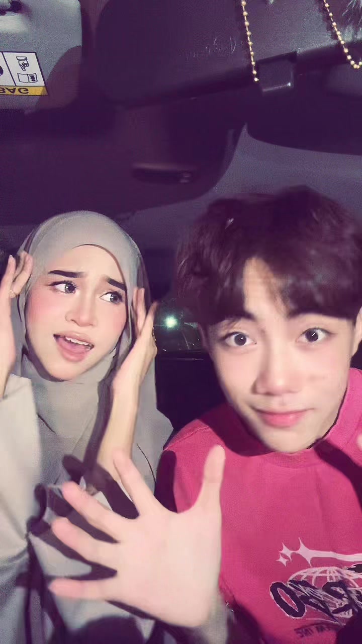 @Awin