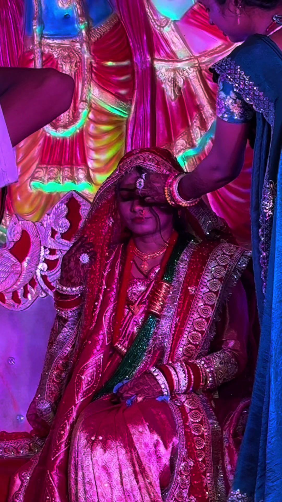 @Aditya 🧿ᥫ᭡