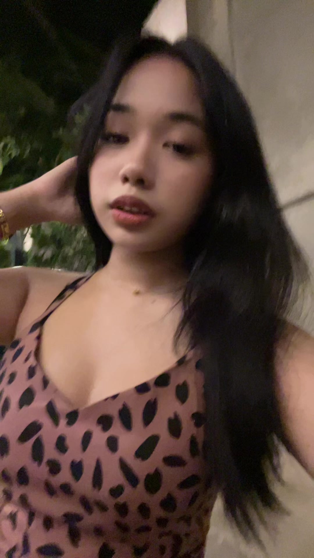 @T
