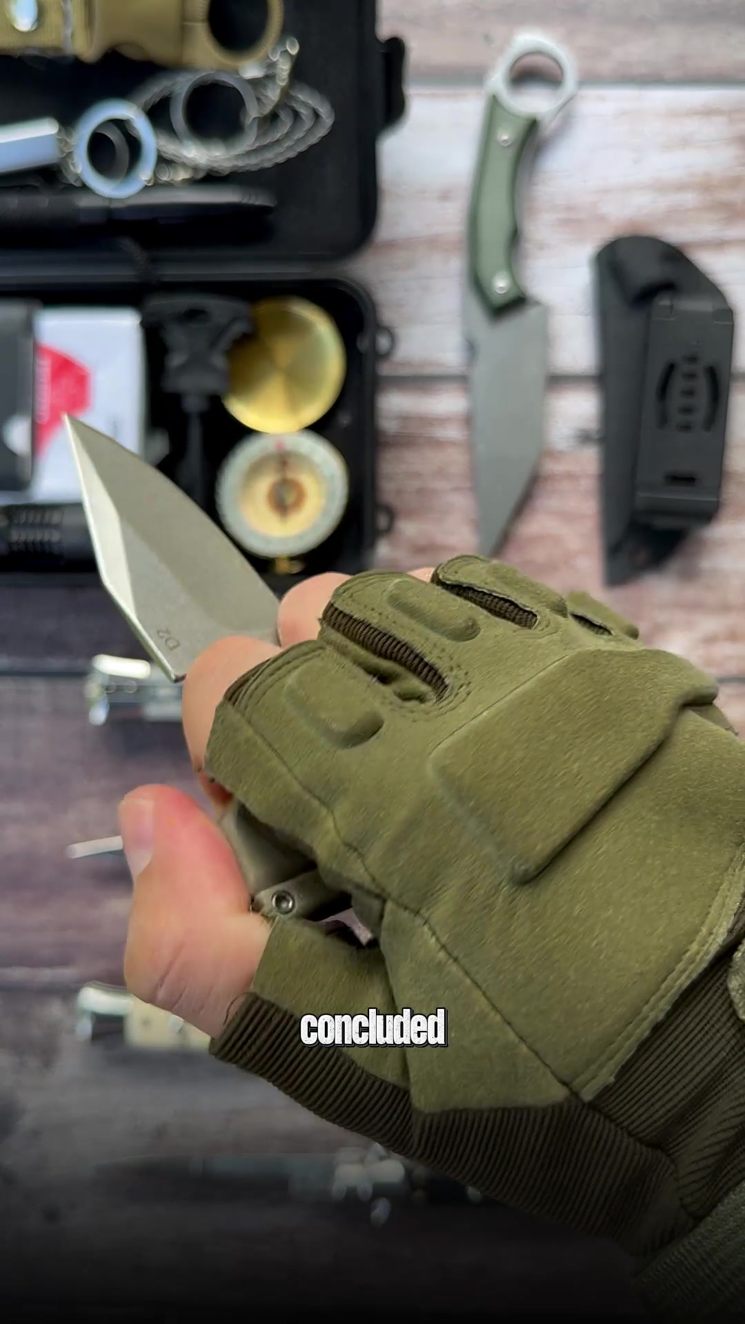 @survival.knives