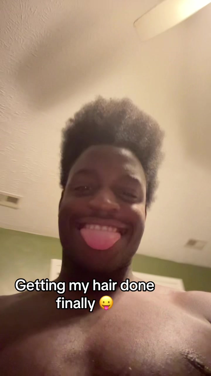 @Half🧍🏿Half🐴