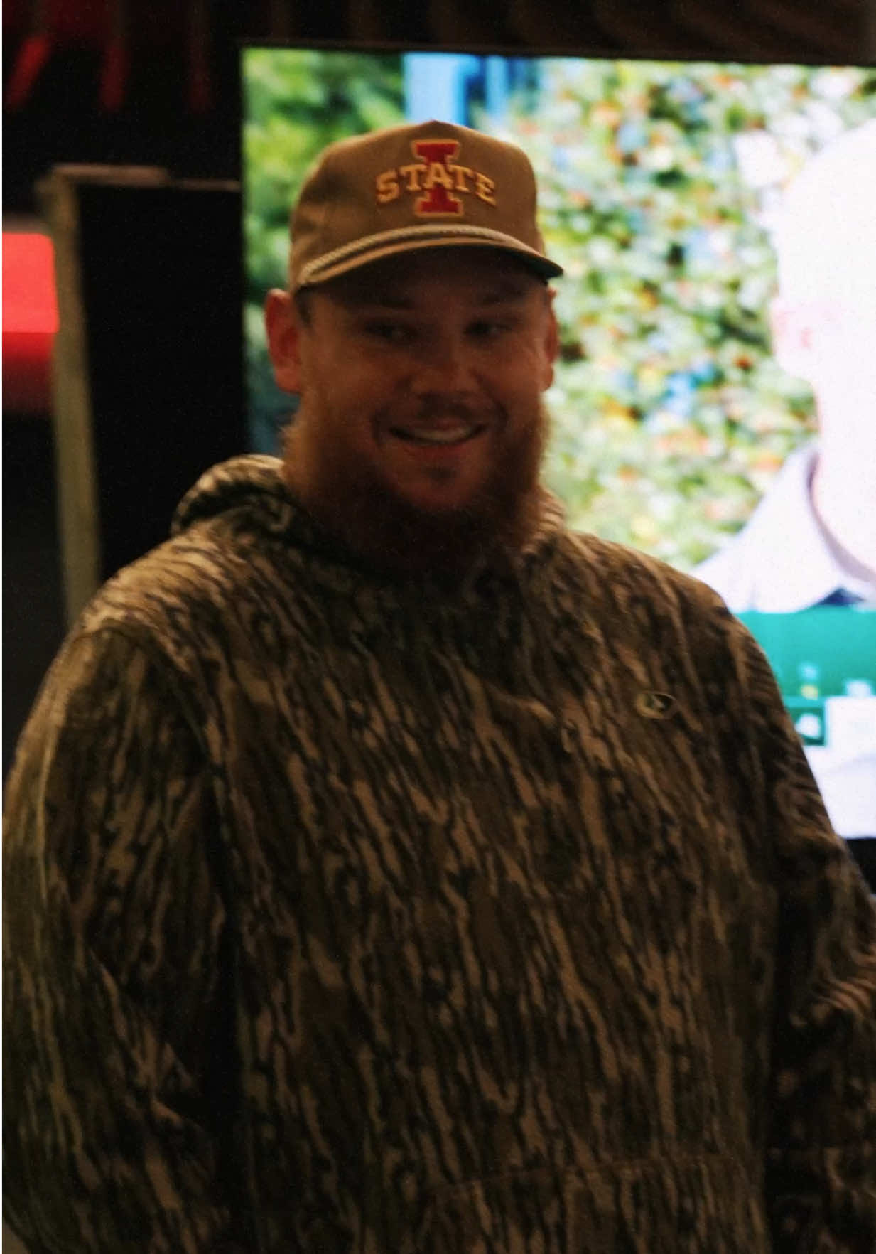 @Luke Combs