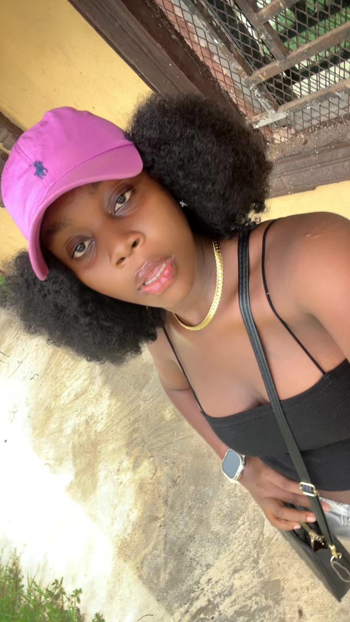 @Queen 👸 Rie-Rie 🌸🌸🌸