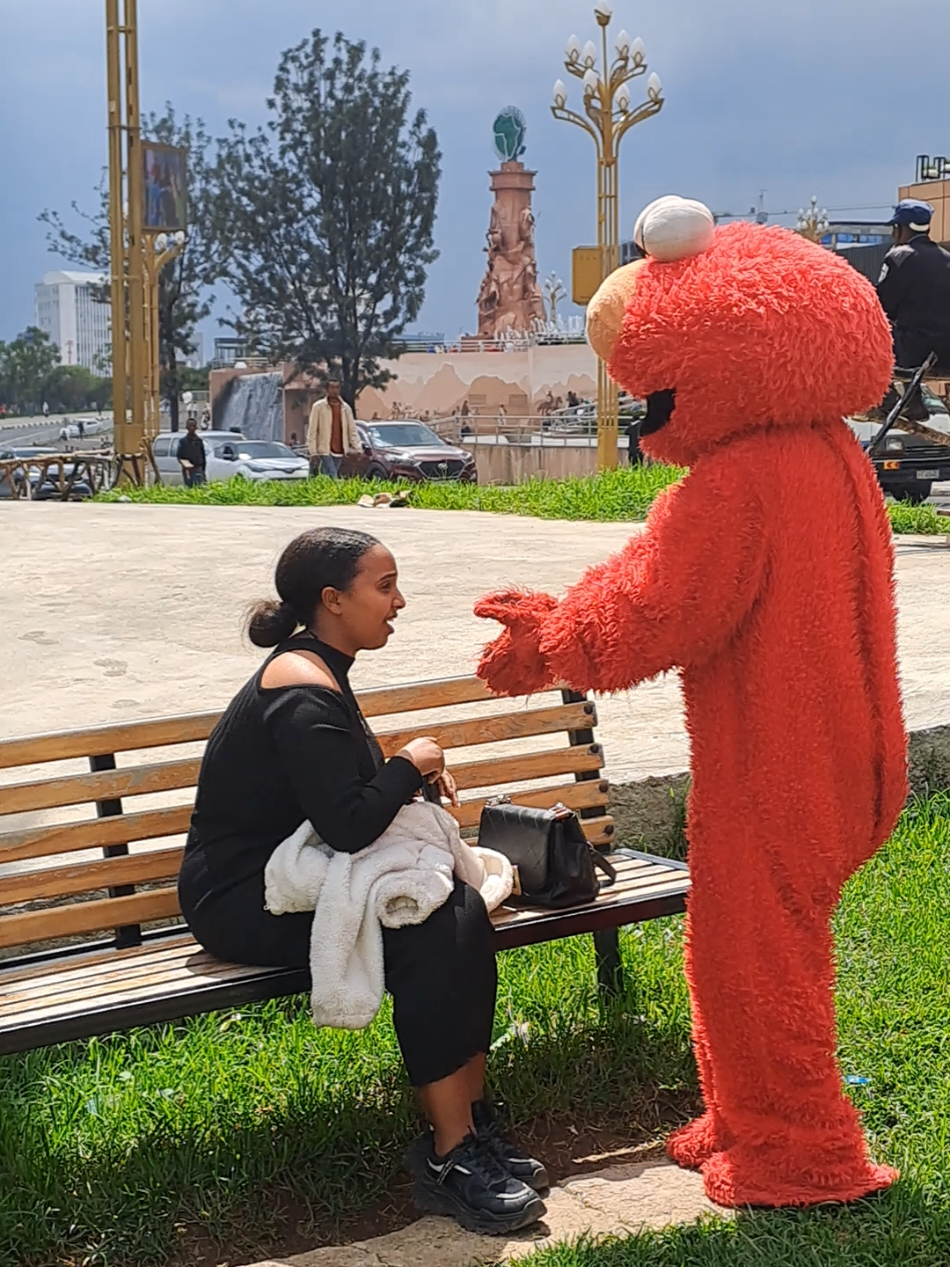 @Elmo