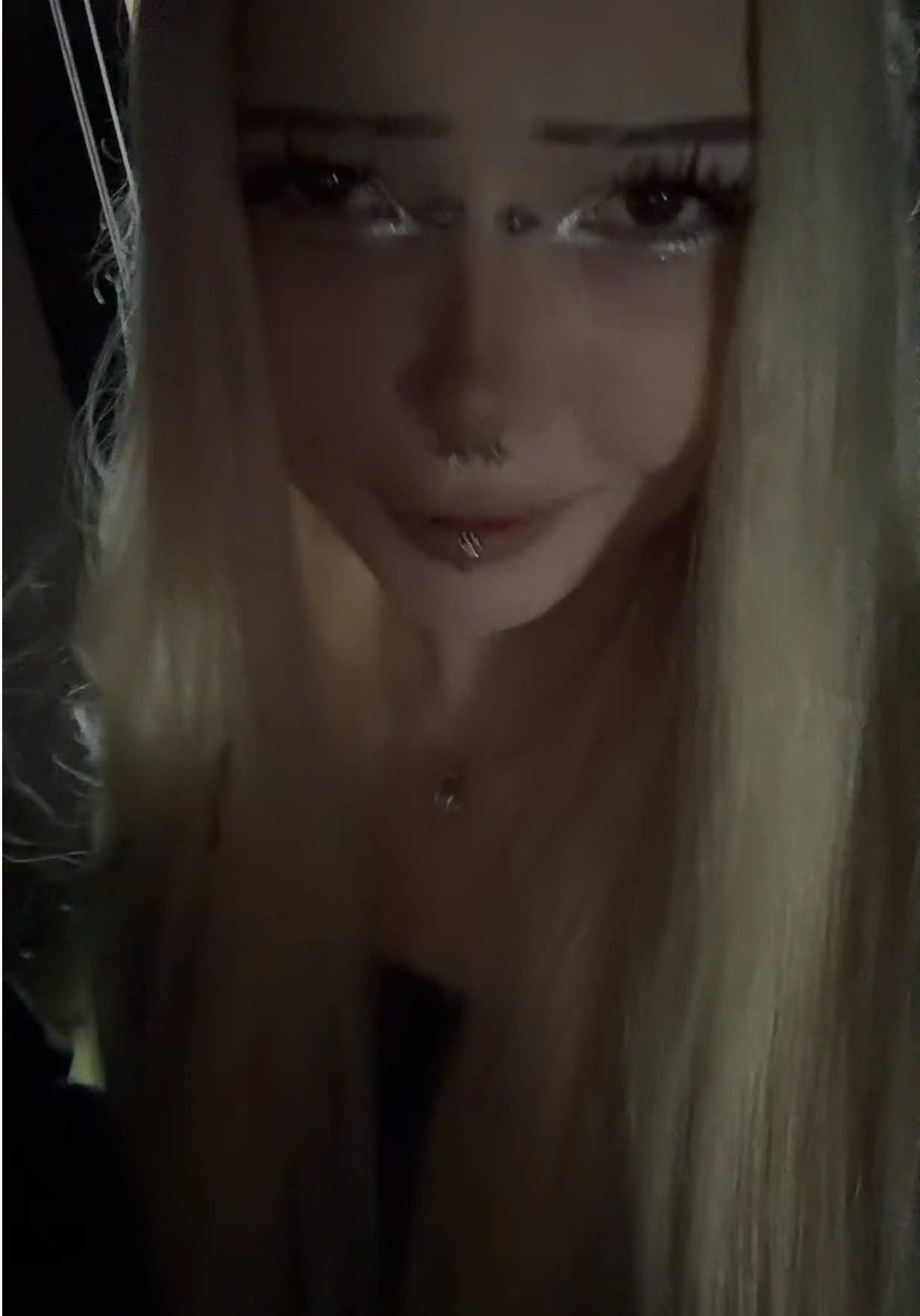 @qutóhy